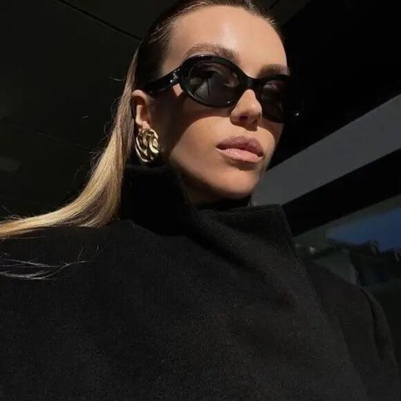 NEW!!! CELINE Sunglasses CL40194U 01A Authentic - Picture 7 of 16